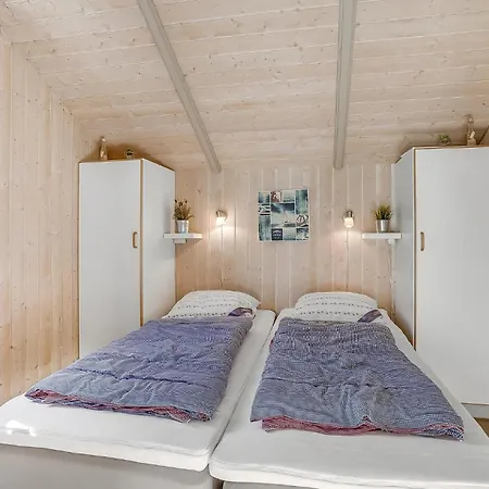 Beach Front Home In Middelfart With Sauna Миддельфарт